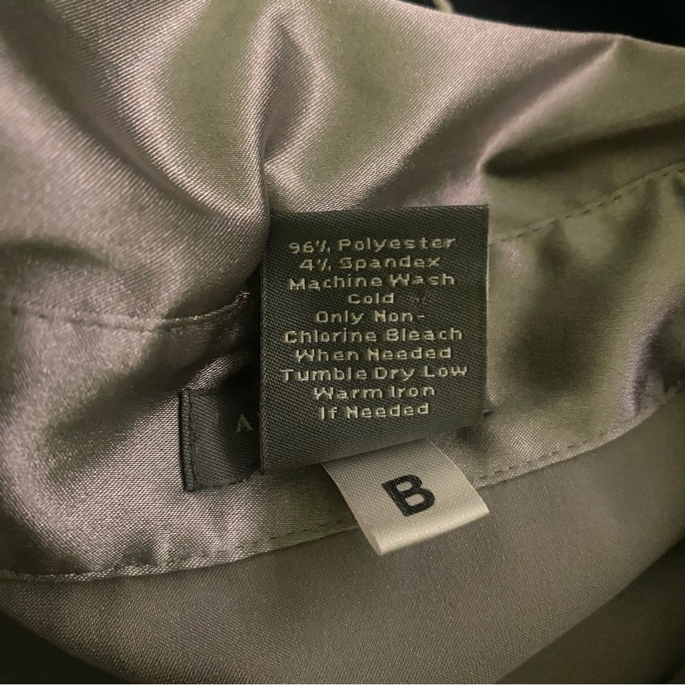 Ann Taylor Metallic Silver Blouse GUC 14 - Picture 5 of 5